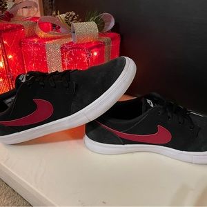 Nike SB Portmore (Men's Size 9)